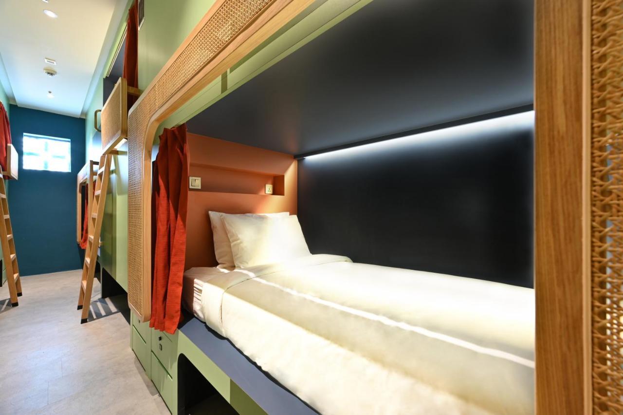 Dream Chaser Boutique Capsule Hotel Singapore Esterno foto