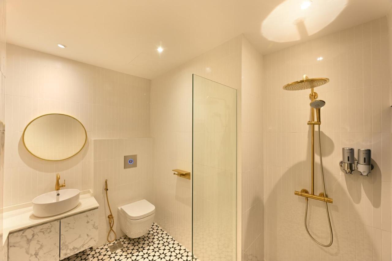 Dream Chaser Boutique Capsule Hotel Singapore Esterno foto