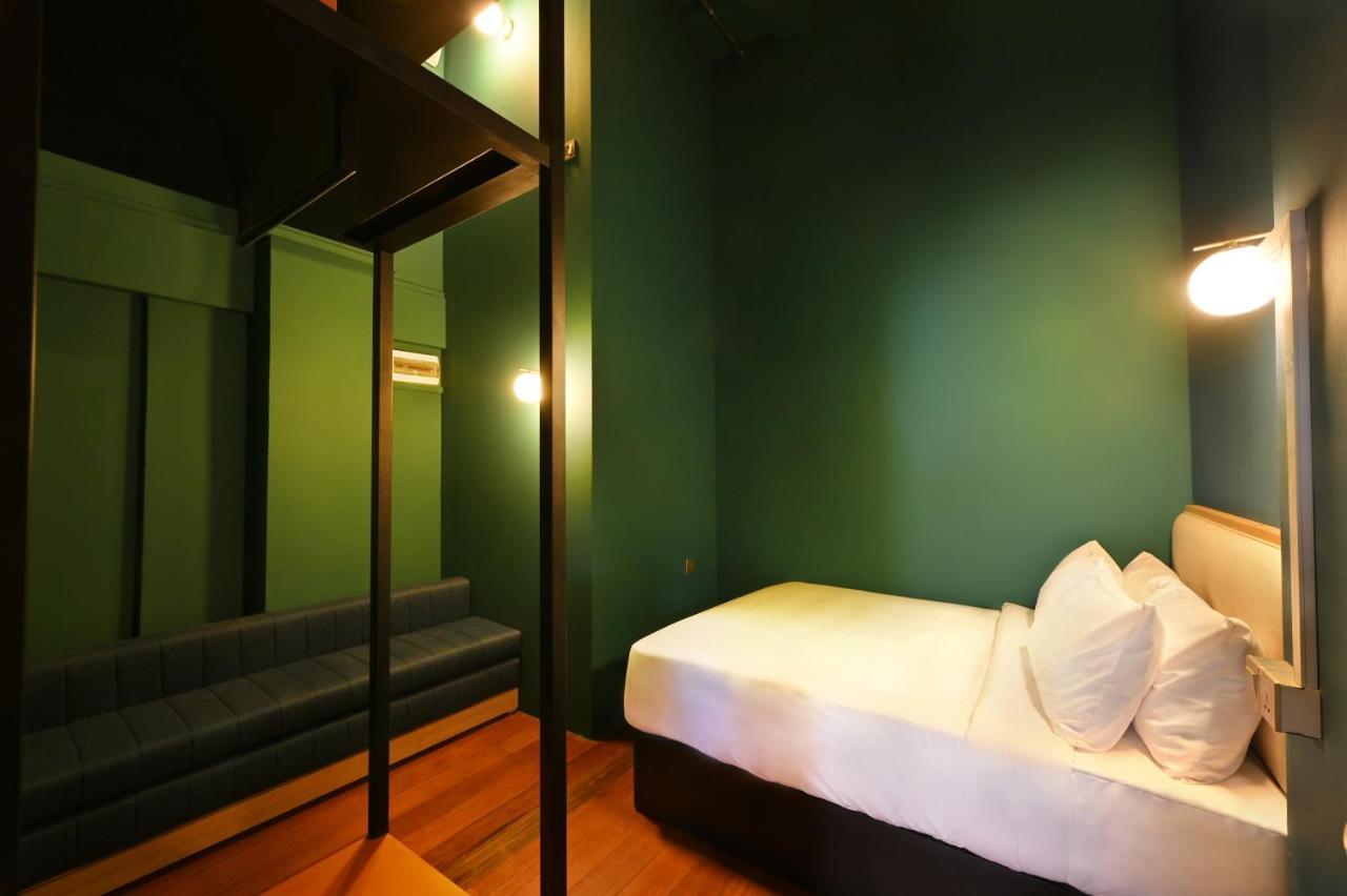 Dream Chaser Boutique Capsule Hotel Singapore Esterno foto